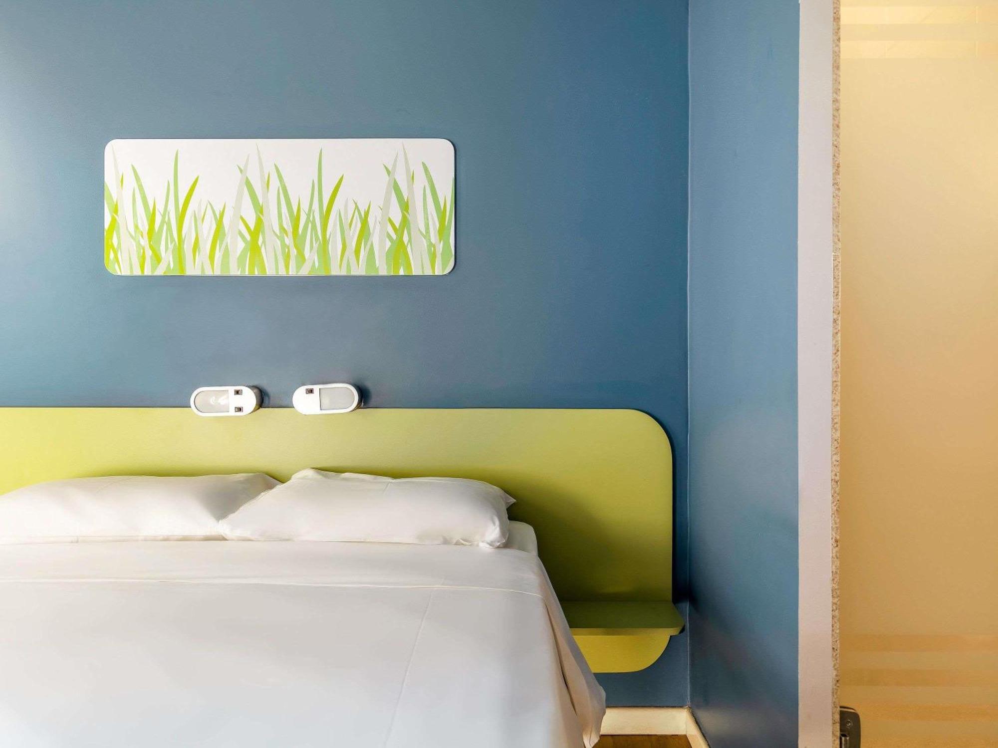 Apartamento con cama doble